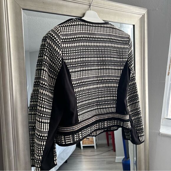 H&M Womens Sweater Black And White Pattern Size 10 - Picture 5 of 8